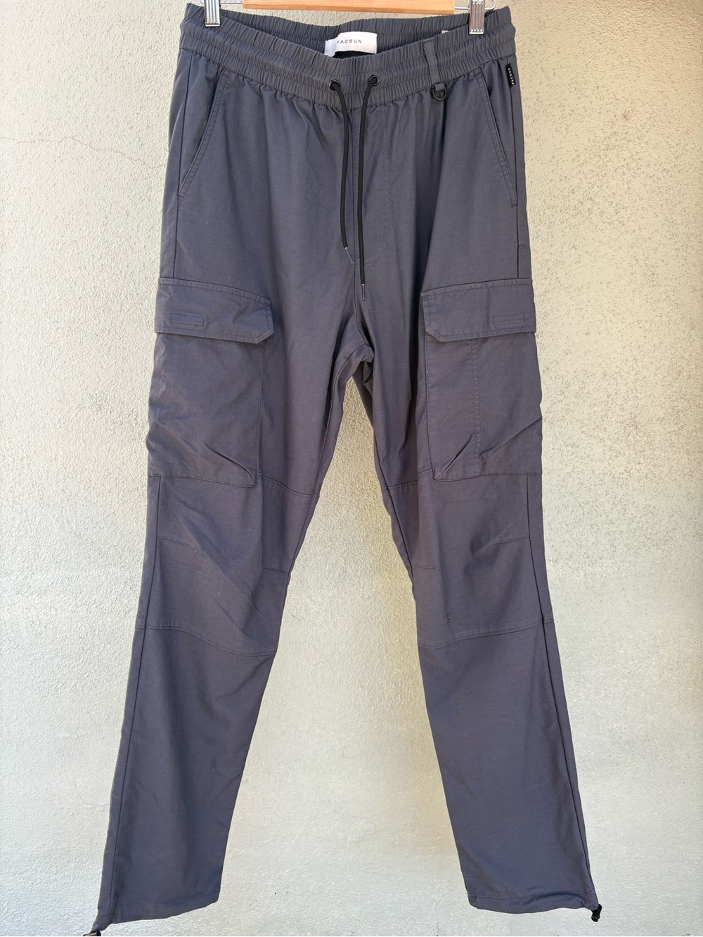 Pacsun Men’s Performance Athletic Slim Gray Cargo Pants Size M
